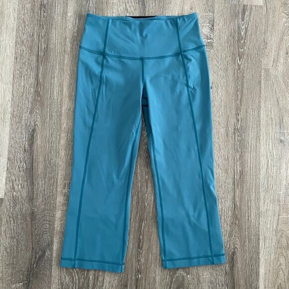 Lululemon Blue Crop Capri Legging - Size: 8 - Picture 1 of 7